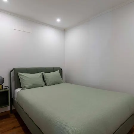 Tradicional Charm House In Ii Apartment
