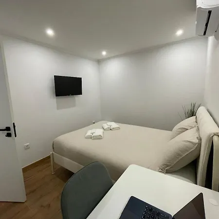 Tradicional Charm House In Ii Apartment *